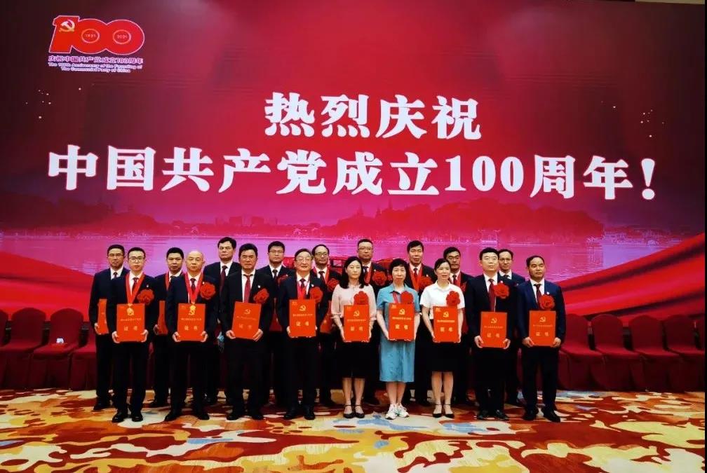 1625229047379606pa74.jpg 1625229047379606pa74.jpg